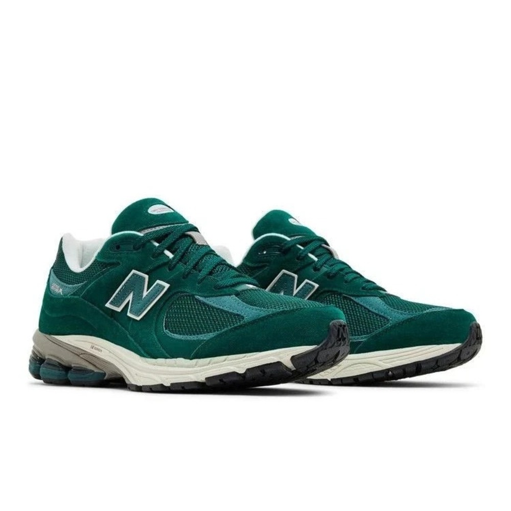 Mens Size 11- New Balance 2002R Green Marsh Running Shoes  M2002RFK WORN ONCE